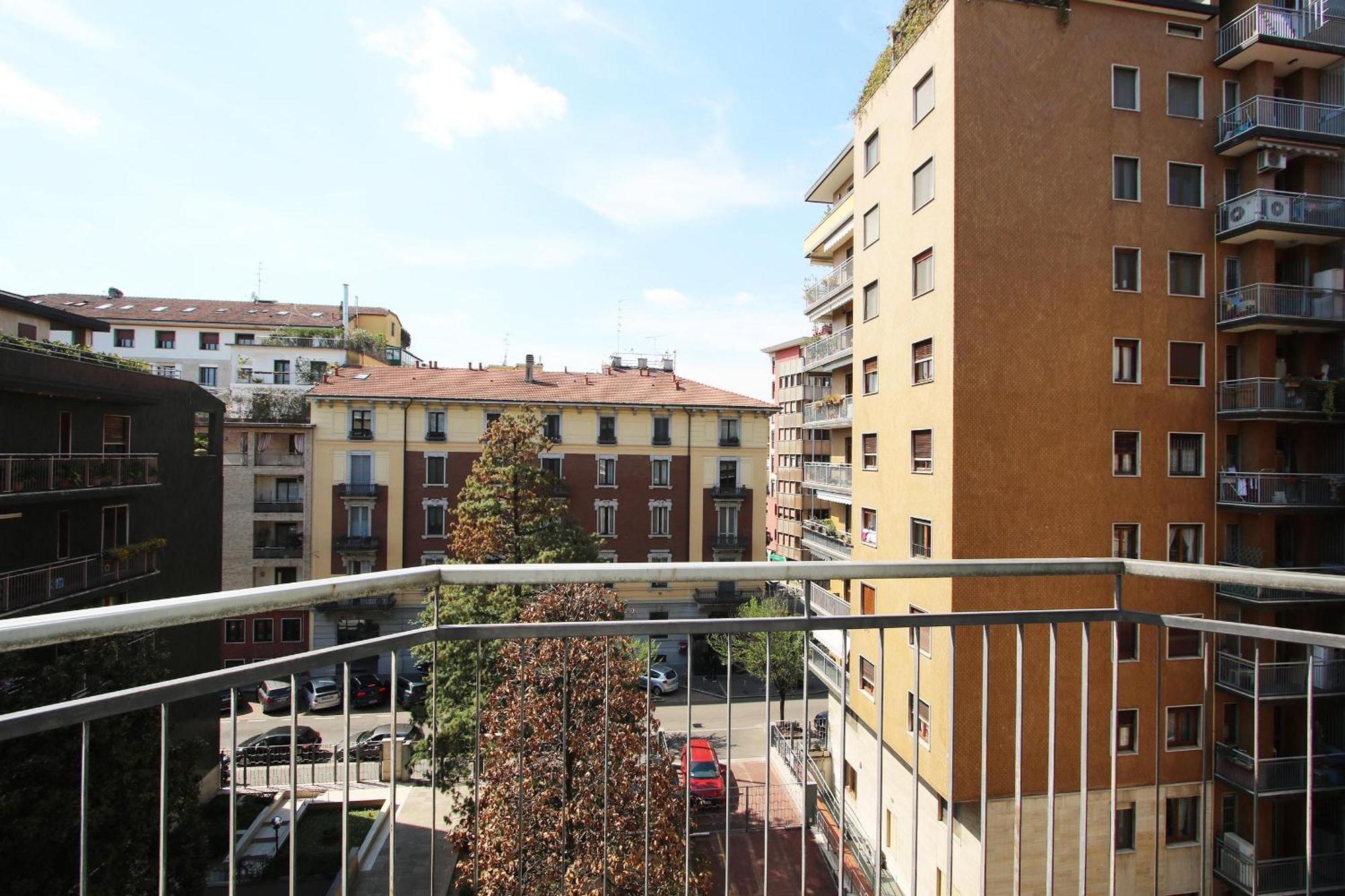 Nuovissimo Appartamento In Centro Milánó Kültér fotó