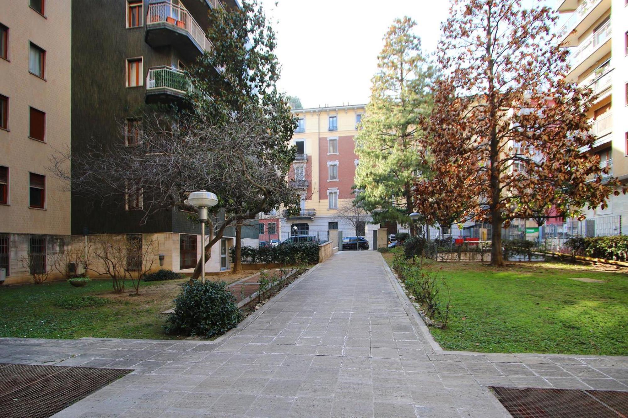 Nuovissimo Appartamento In Centro Milánó Kültér fotó